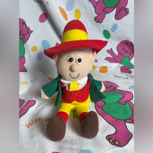 Vintage Animal Fair Keebler Ernie Elf 20" Plush Stuffed Animal 1981 - Picture 7 of 7
